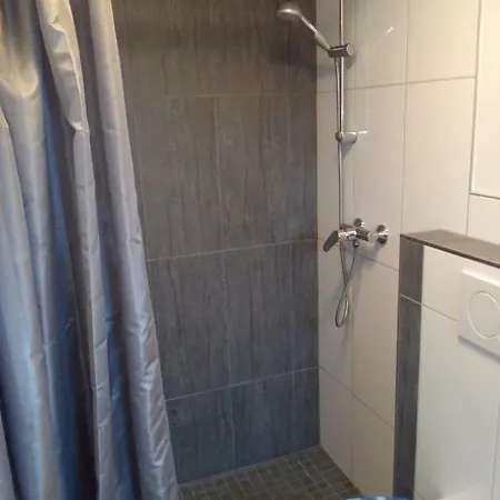 Fewo Haus Anna West شقة Birgland
